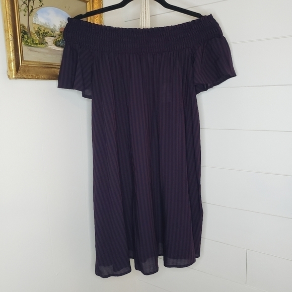 Urban Outfitters Cooperative NWT Navy Striped Off Shoulder Dress XS - Picture 2 of 6